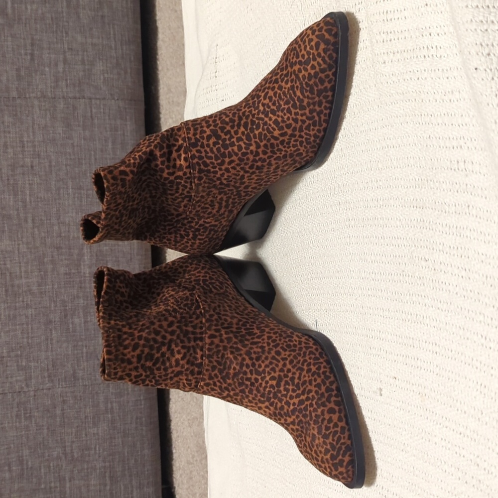 NW/OT Sole Society cheetah print ankle boots Sz 6.5